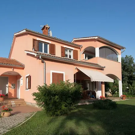 Apartment Eli Labin (Istria)